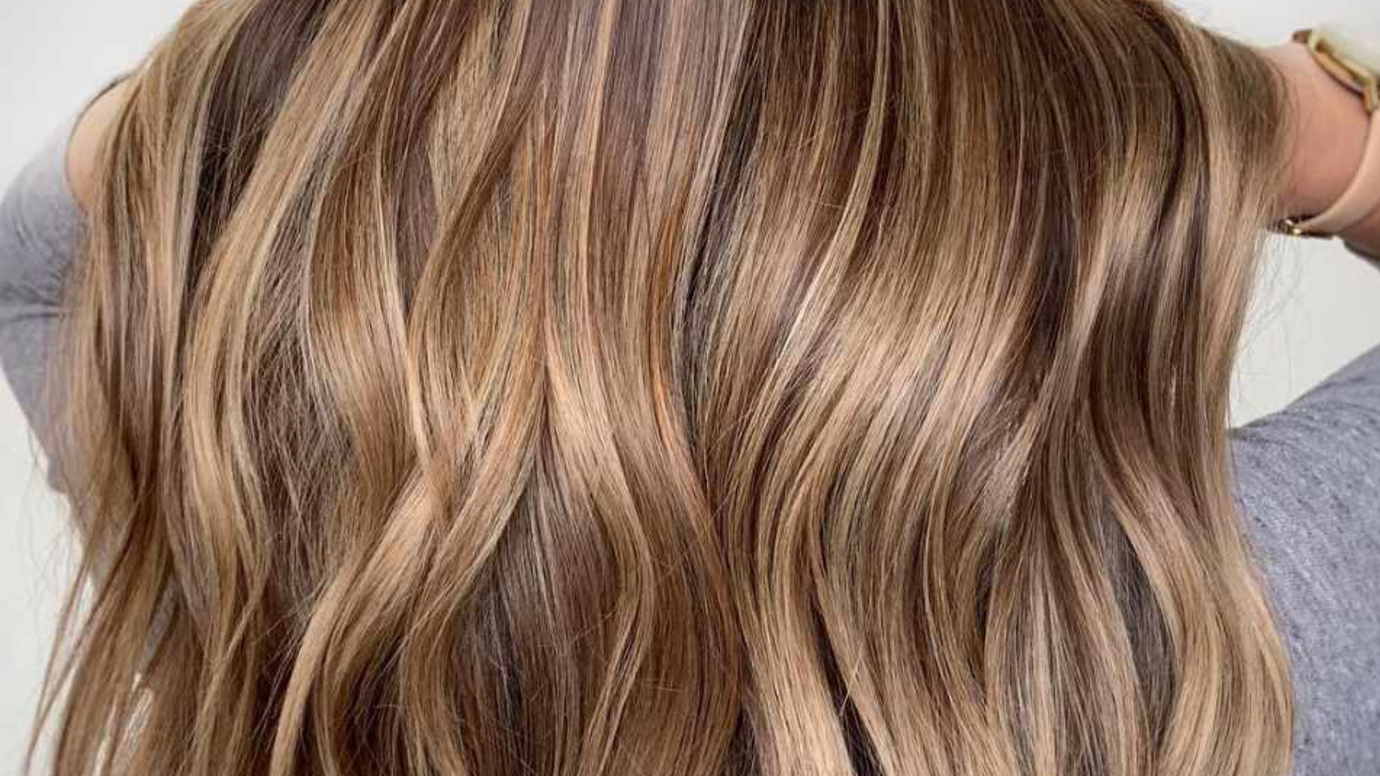 The Best Hair Colors for Autumns - Be Vibrant, Be Cozy